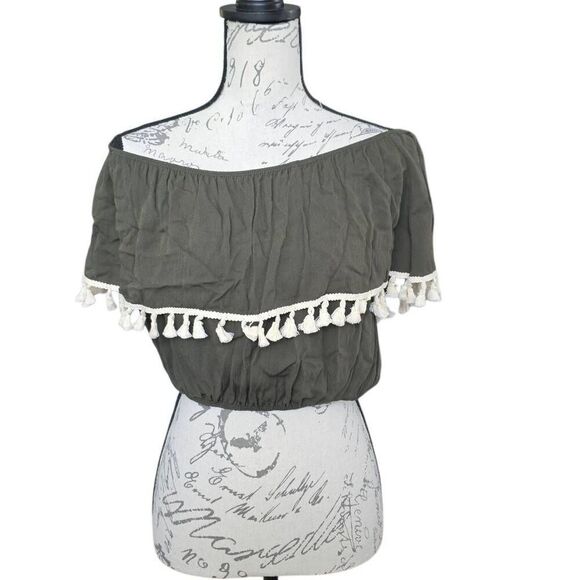 Lavender Field Women's Size Large Olive Green White Fringe Off Shoulder Crop Top - Picture 1 of 6